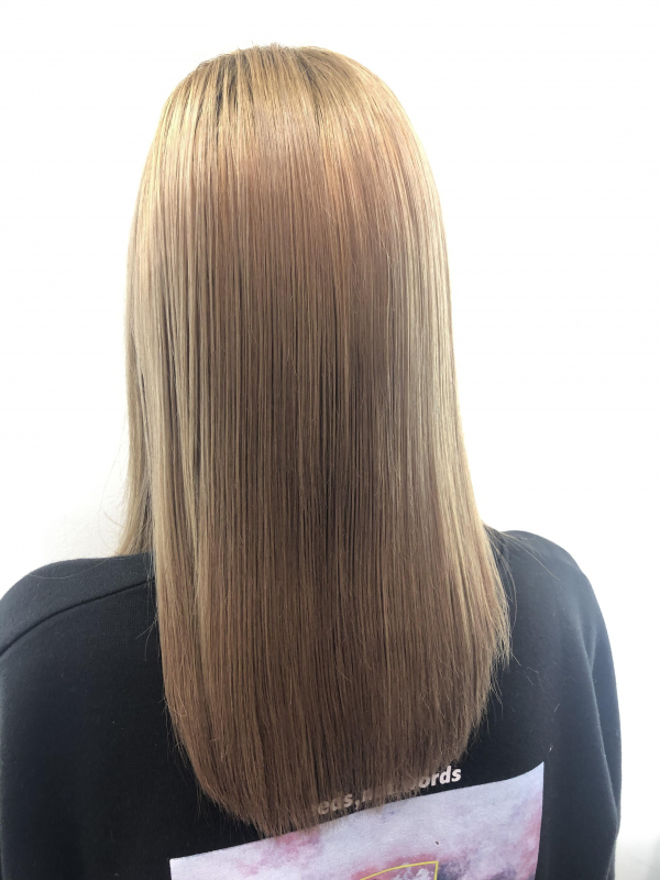 くせ毛のお悩み解決 くせ毛の一番いい対処方法とは 麻布十番駅徒歩2分 髪質改善で美髪になれる美容院 美容室 Air Azabu エアーアザブ