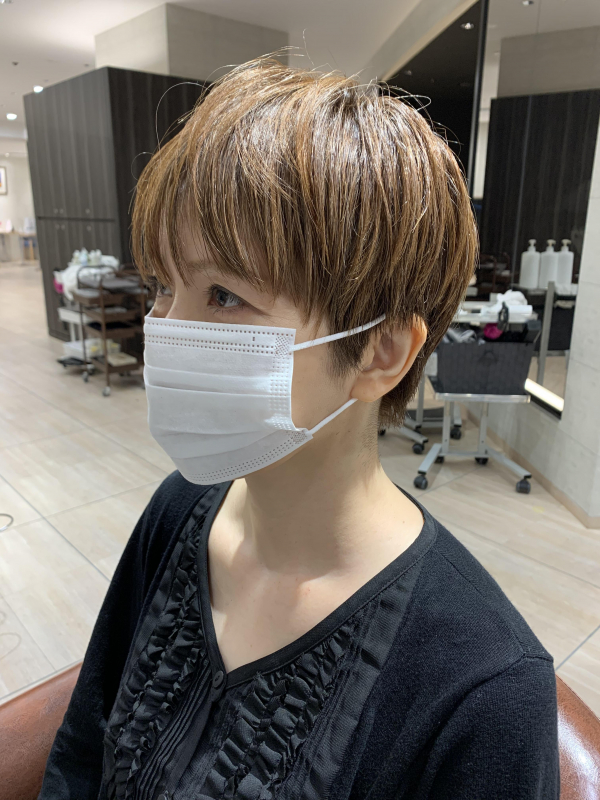 久留米でもできる白髪ぼかしハイライト