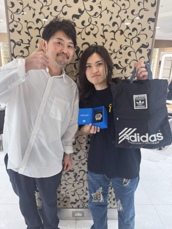 新しいスタイリスト　塩澤広樹