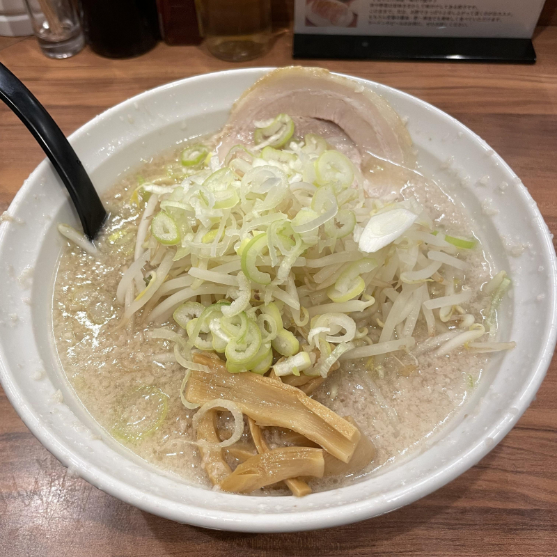 ラーメン「なりたけ」