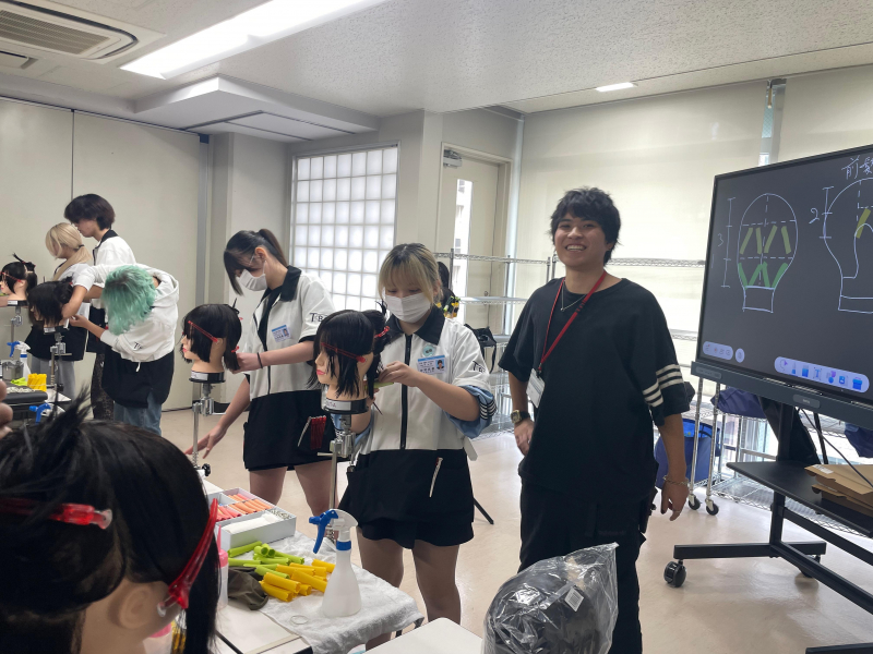専門学校にいってきました！