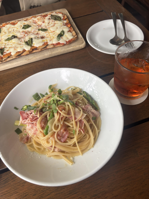 オシャレなご飯屋さん