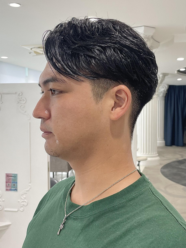 好印象メンズ刈り上げサイドパート