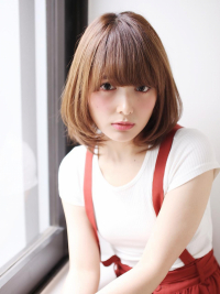「AIR池袋」ツヤ感ストレートボブ