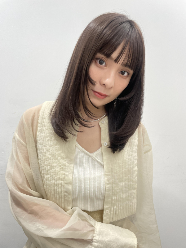 【湯田】小顔見せ内巻きロングレイヤー