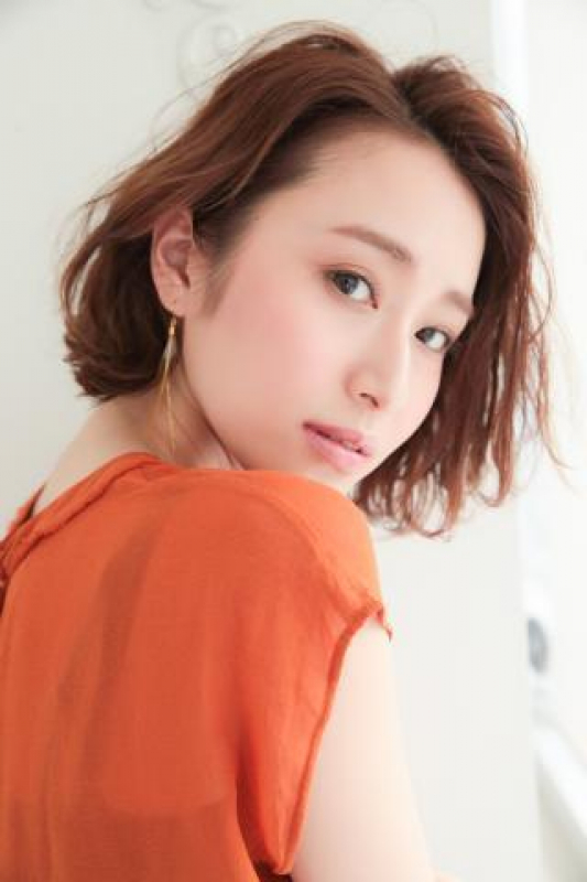 《門倉》40代の方もおしゃれを楽しむウェーブボブ