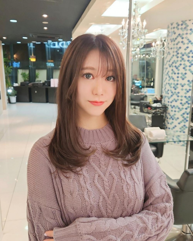 大人韓国ストレートヘア