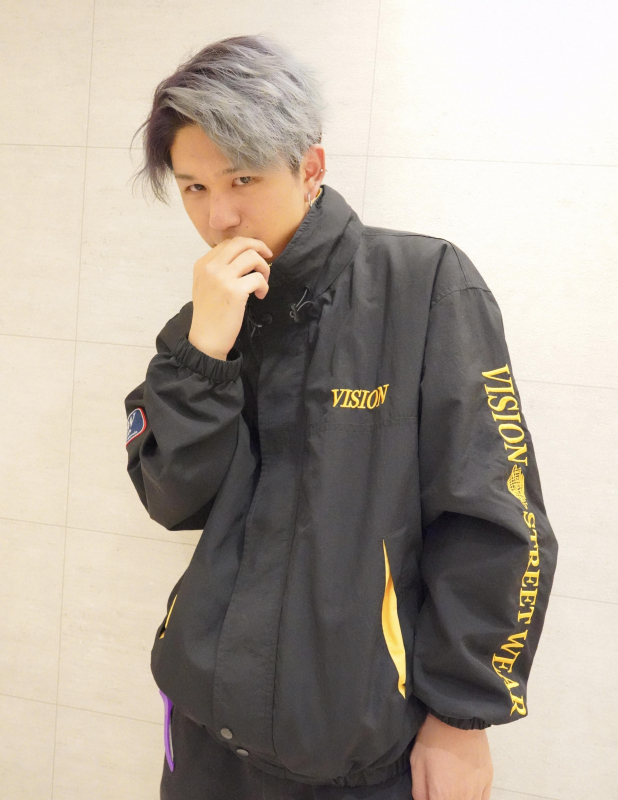 山﨑春東