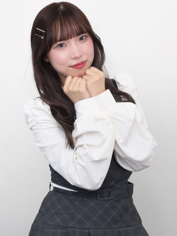 中谷めい