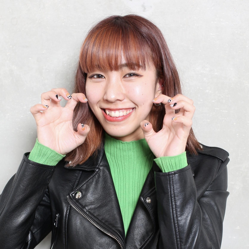井上　葉月